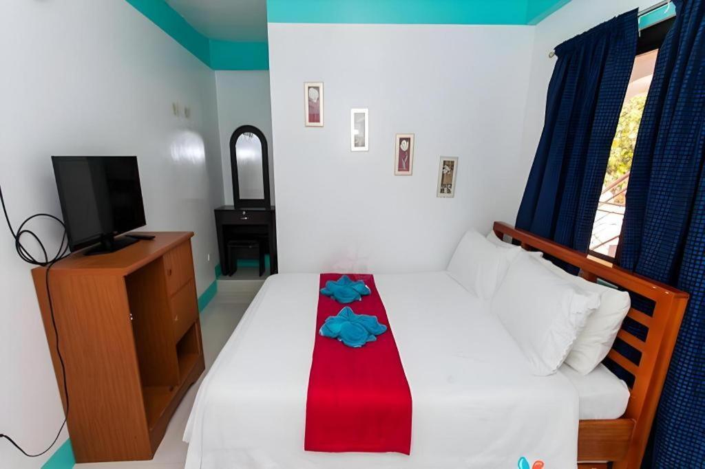 Palm Grove Saud Holiday Complex Hotel Pagudpud Exterior photo
